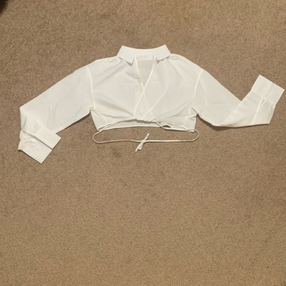 White Long Sleeve Cropped Shirt‎ Waist Tie Small - Picture 5 of 10